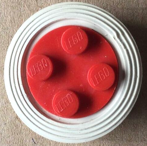 Lego Wheel with 4 Studs and Metal Axle Cam with White Tire Smooth - Small Solid (7039 / 132old)
