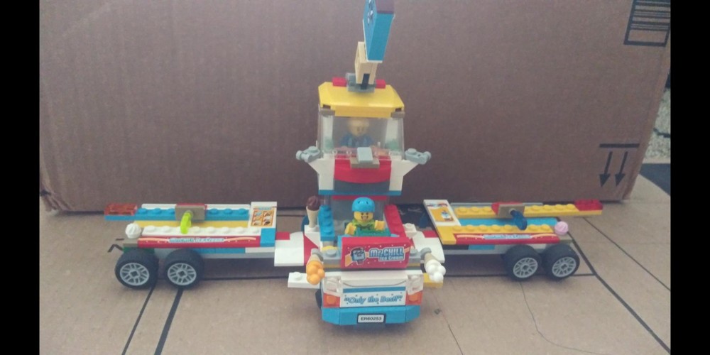 Lego 60253 Ice Cream Machine