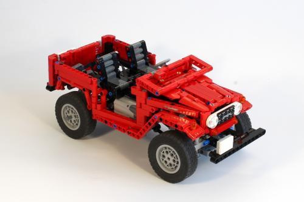 Lego Toyota Land Cruiser FJ40 LIGHT