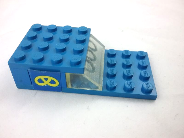 Lego Stickered Assembly 8 x 4 x 1 2/3 with Yellow Pretzel Pattern on Both Sides (Stickers) - Set 361-1