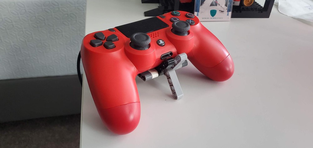 Lego PC Controller Stand - No More Broken Cables! (For DS4)