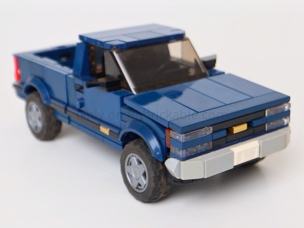 Lego Chevrolet 1500 (GMT400) Inspired