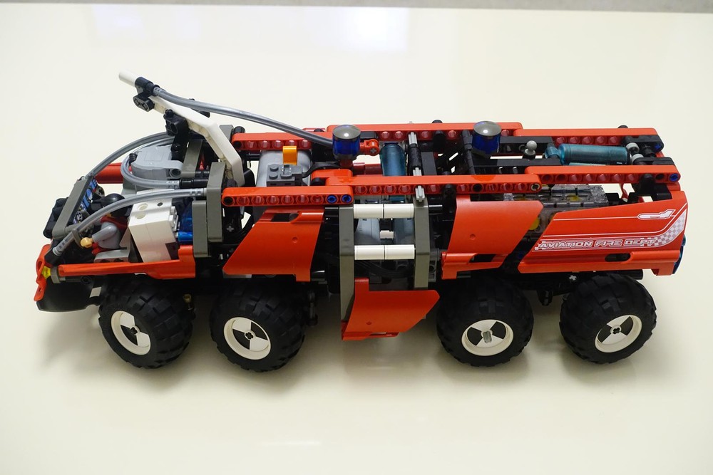 Lego 8454 Rescue Truck