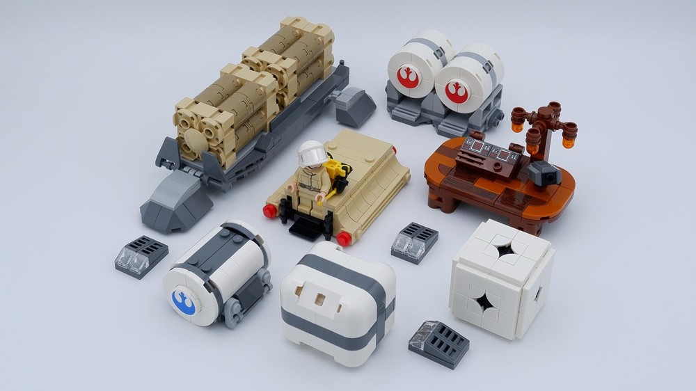 Lego Yavin 4 Rebel equipments