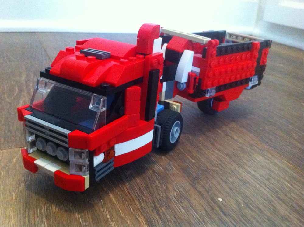 Lego 5867 Futuristic Semi Truck