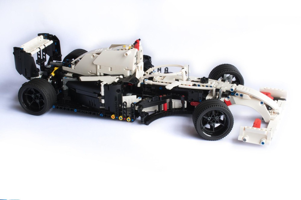 Lego 42096 Formula 1 car