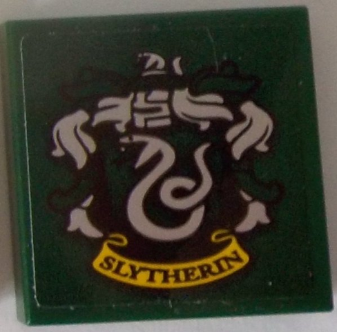 Lego Tile 2 x 2 with HP 'SLYTHERIN' House Crest on Dark Green Background Pattern (Sticker) - Set 71043 / Dark Green