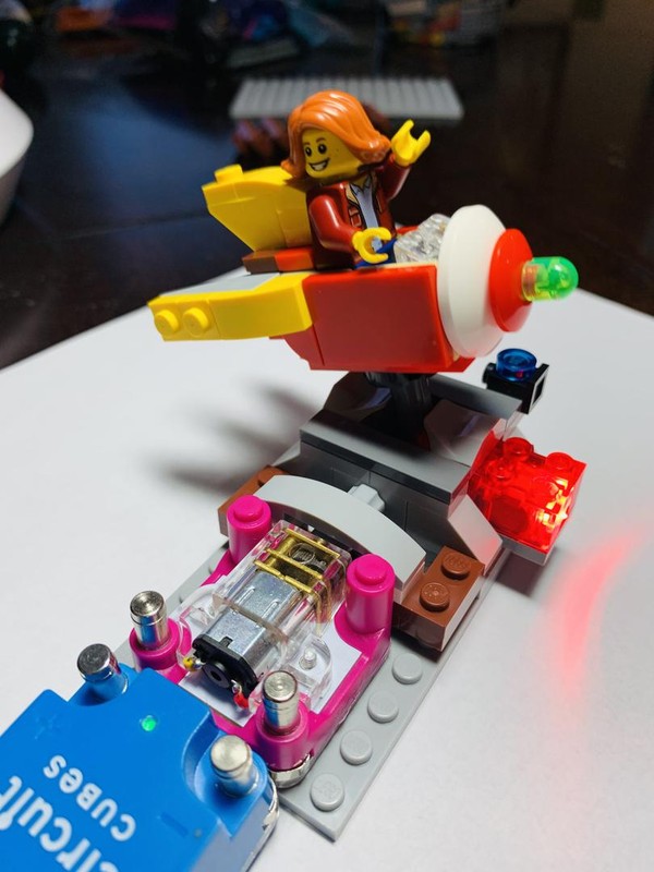 Lego Intrepid Space Commander 31105 Motorized with Circuit Cubes