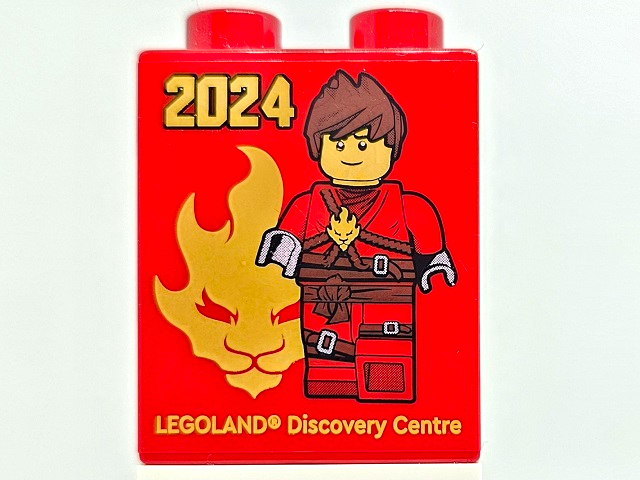 Lego Duplo, Brick 1 x 2 x 2 with 2024 Kai Minifigure LEGOLAND Discovery Centre Pattern / Red