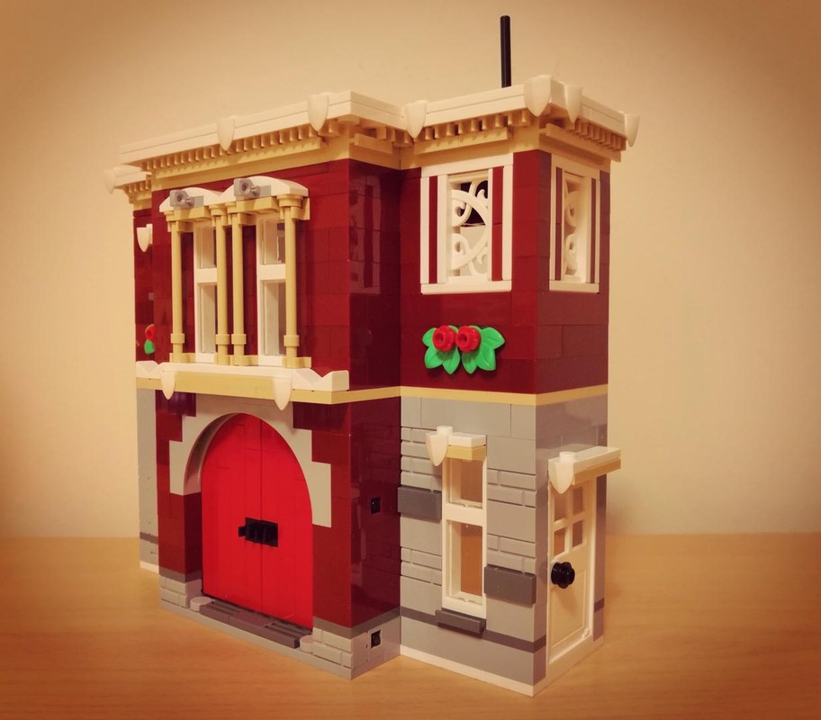 Lego 10263 Winter Village Fire Station back wall