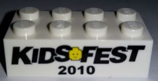 Lego Brick 2 x 4 with KidsFest 2010 Pattern / White