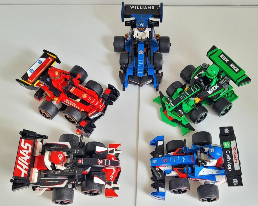 Lego Tooned F1 Race Car Bundle 2