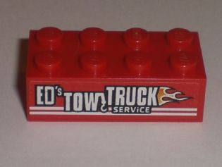 Lego Brick 2 x 4 with 'ED'S TOW TRUCK SERViCE' Pattern Model Left Side (Sticker) - Set 8195