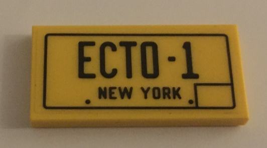 Lego Tile 2 x 4 with 'ECTO-1' and 'NEW YORK' Pattern (Sticker) - Set 10274 / Yellow