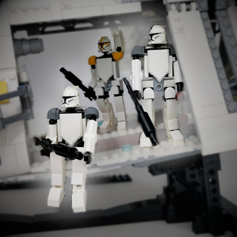 Lego UCS Gunship Clones