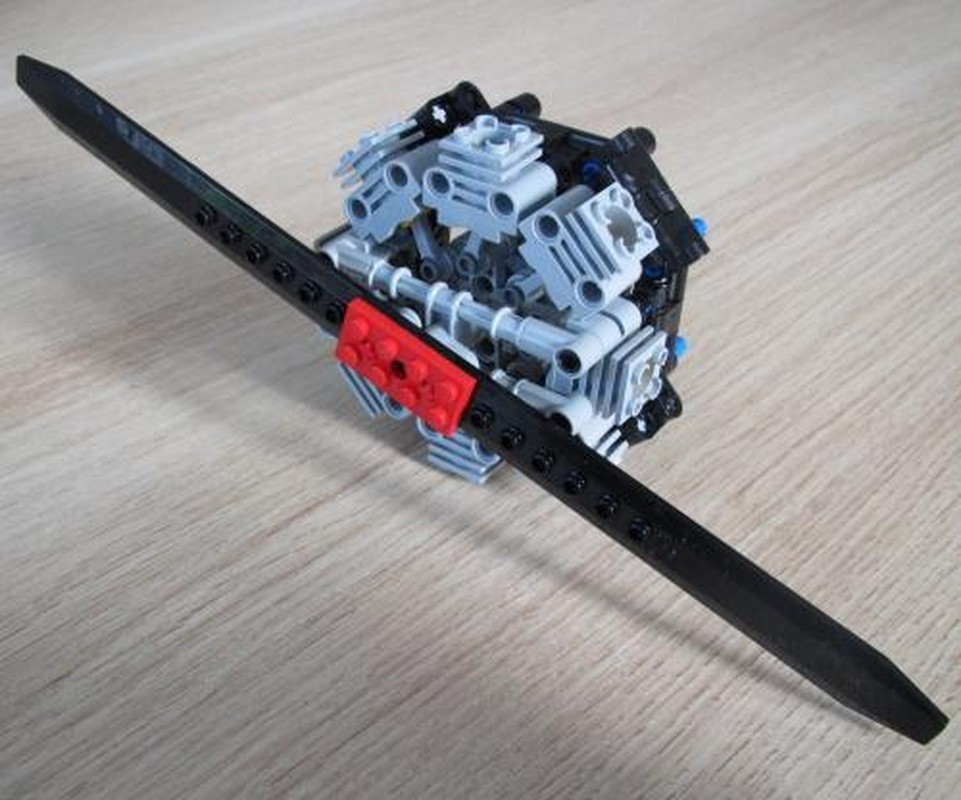 Lego 8-Cylinder Radial Aircraft Engine
