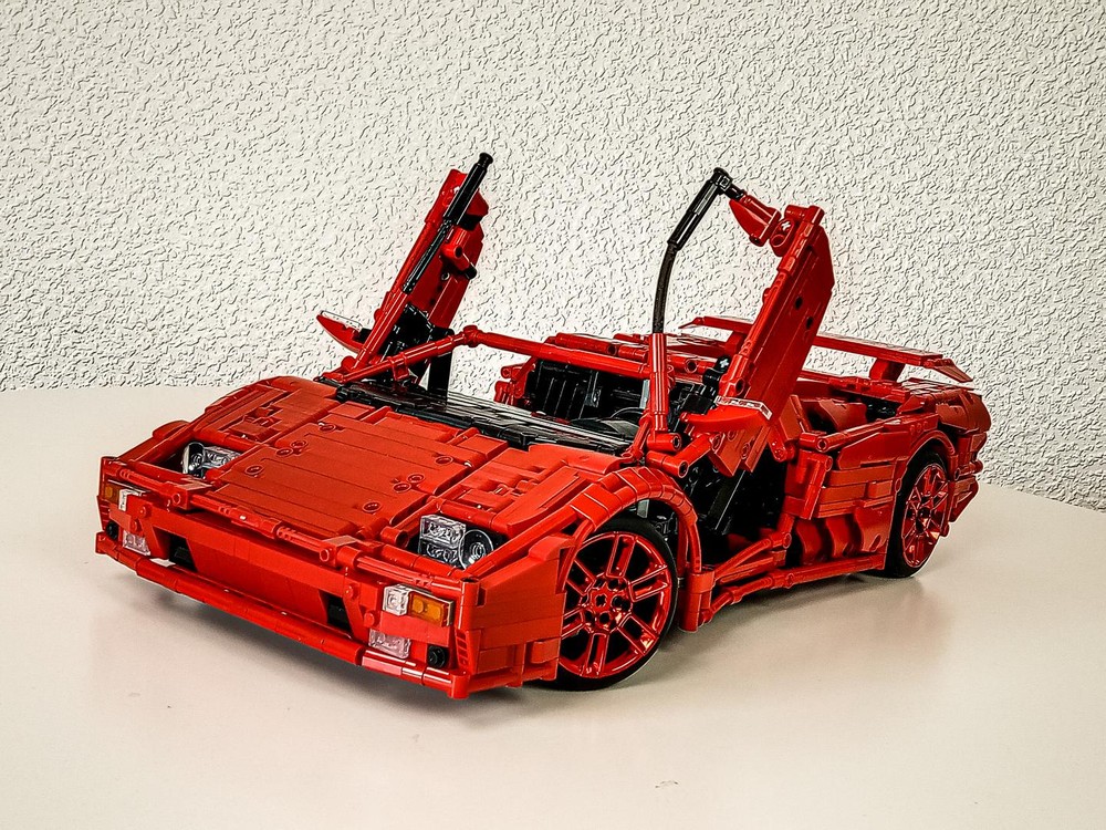 Lego Lamborghini Diablo VT Roadster 1:10