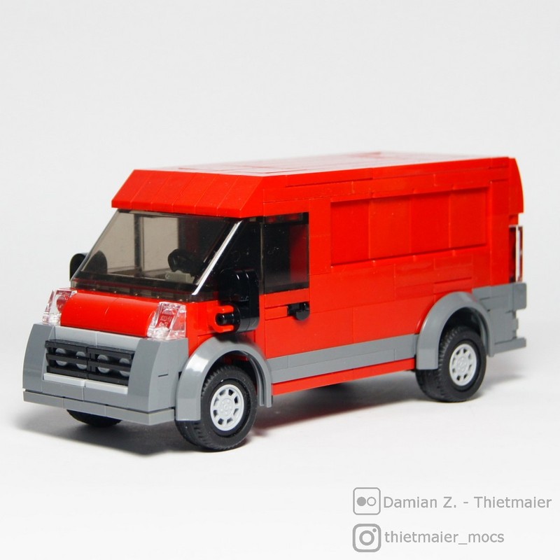 Lego FIAT Ducato van