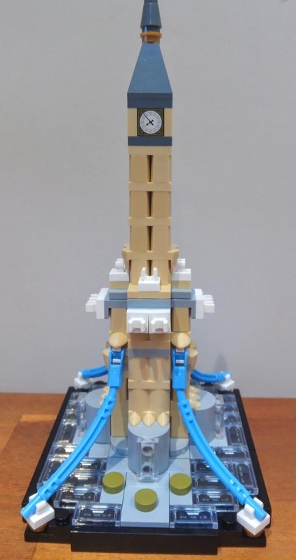 Lego skyscraper with supports
