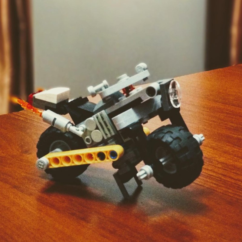 Lego 31085-1 Motorcycle. Sport bike.