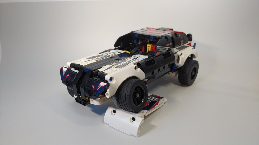 Lego Off-road racing car (42109)