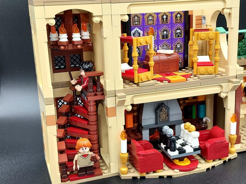 Lego Gryffindor Stairwell