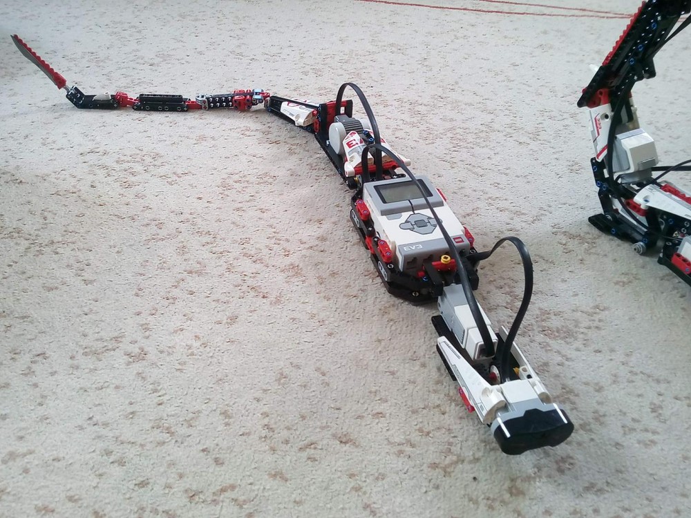 Lego Littlesnake - a friend of R3ptar