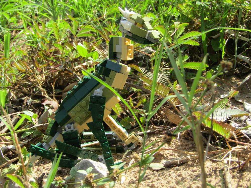 Lego 31121 Eurasian Mountain Devil (Magnadrakon imperiosus)