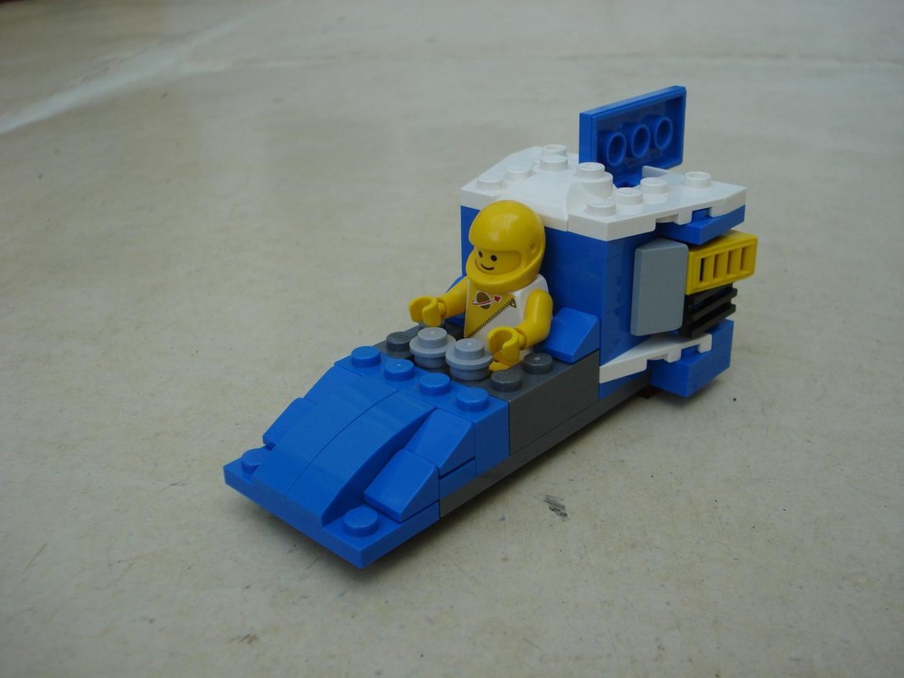 Lego 5765 minifigure spaceship