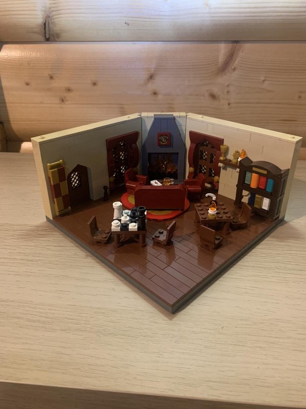 Lego Gryffin house Common Room