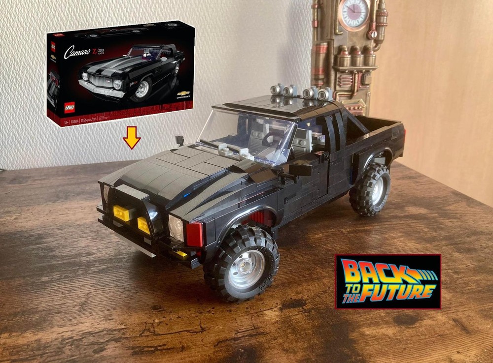 Lego Back To The Future 1985 Toyota SR5 Xtra Cab