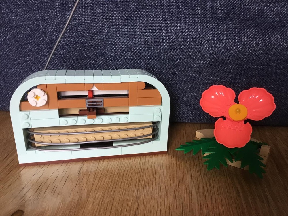 Lego 31156 Tropical Radio