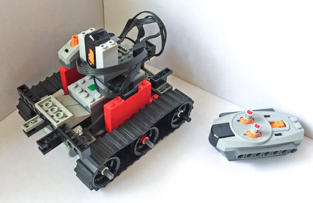 Lego RC Catepillar tracked vehicle