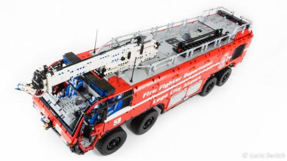 Lego Airport Crash Tender