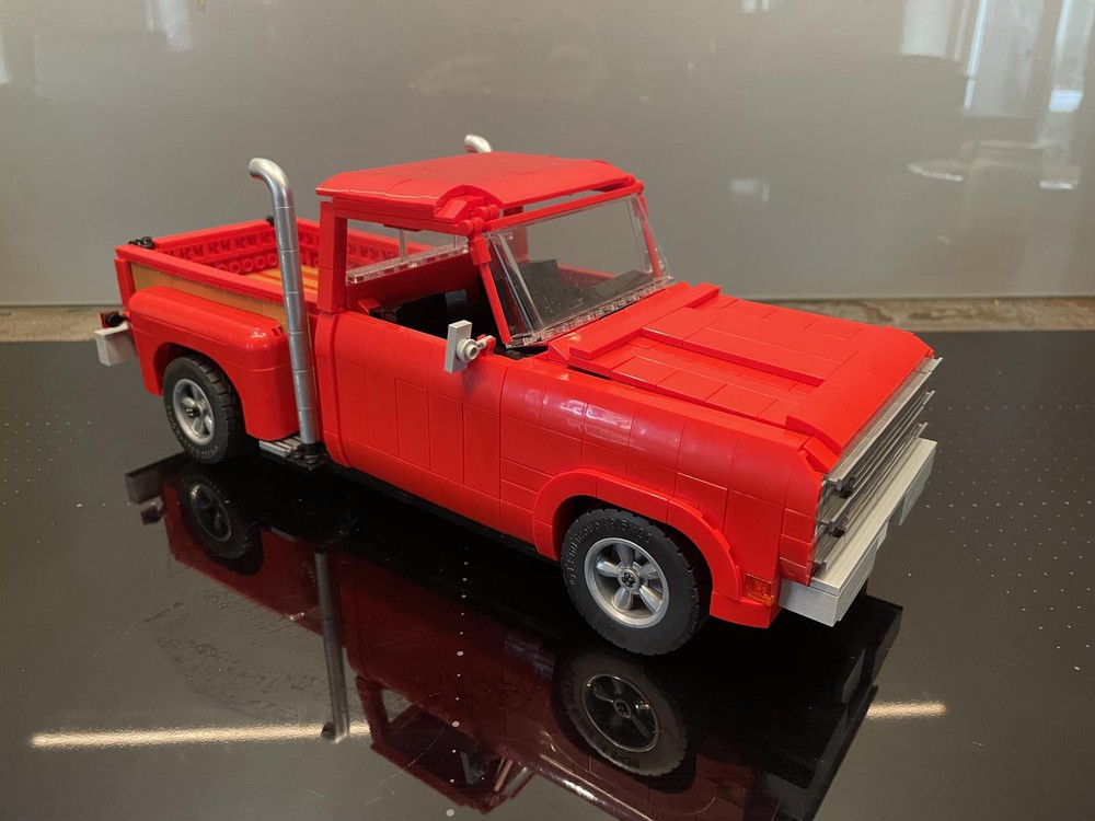 Lego 1979 Dodge L'il Red Express Truck