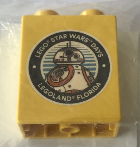 Lego Duplo, Brick 1 x 2 x 2 with LEGO Star Wars Days 2017 LEGOLAND Florida Pattern / Yellow