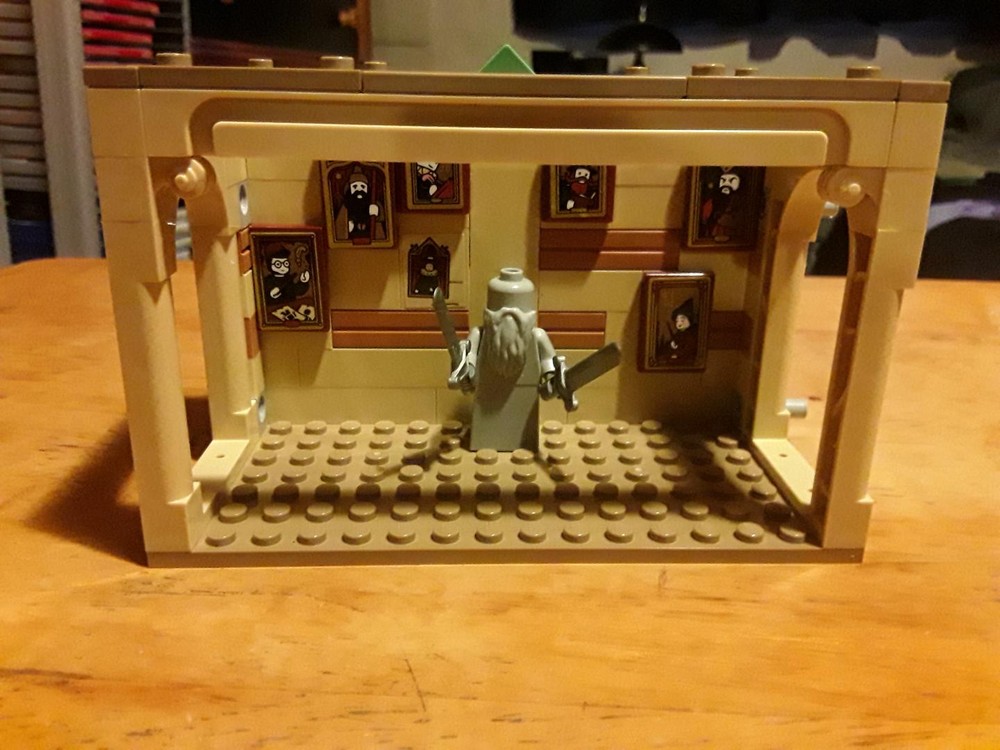 Lego Hogwarts Hallway