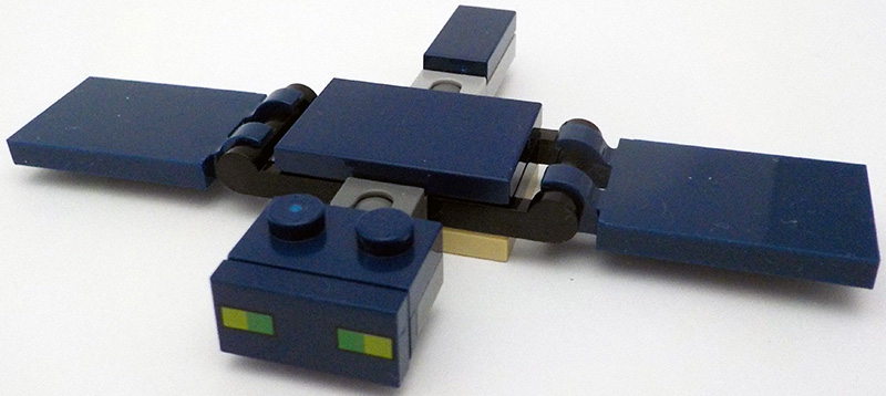 Lego Minecraft Phantom (Tan Inverted 1 x 3 Tiles Base) - Brick Built