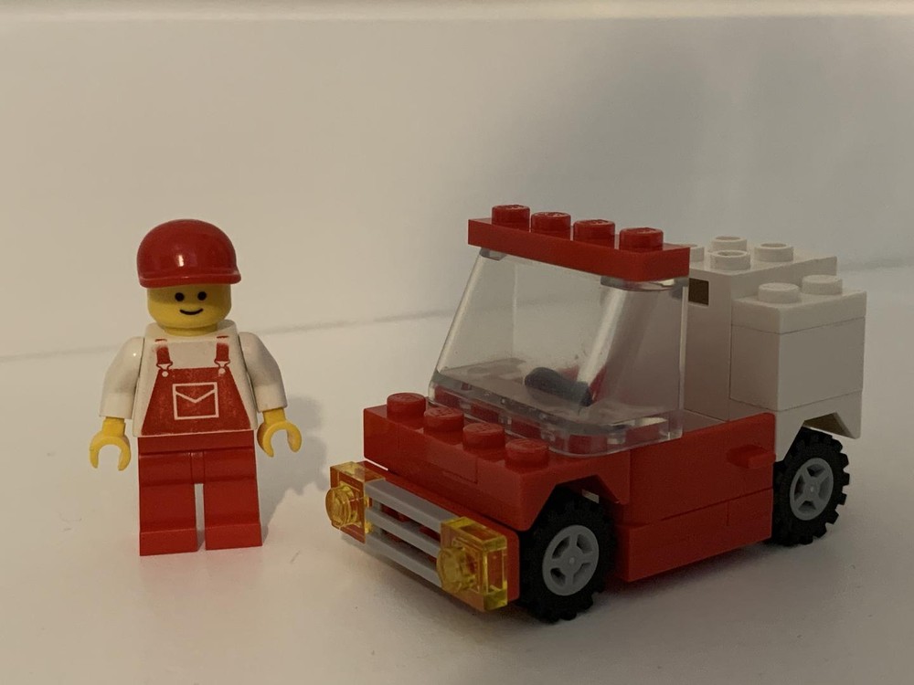 Lego Mailman's Convertible