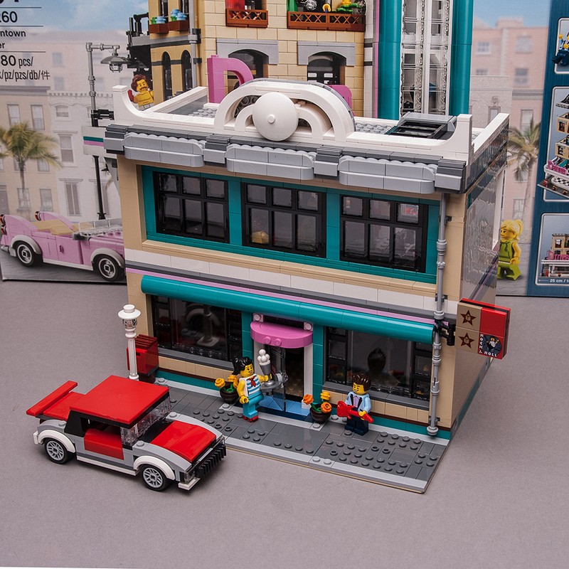 Lego 10260 alternate modular