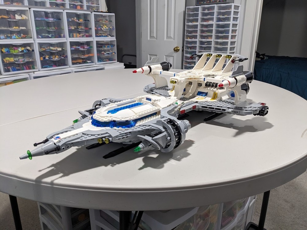 Lego Starfleet Voyager Deluxe - Neo Classic Space