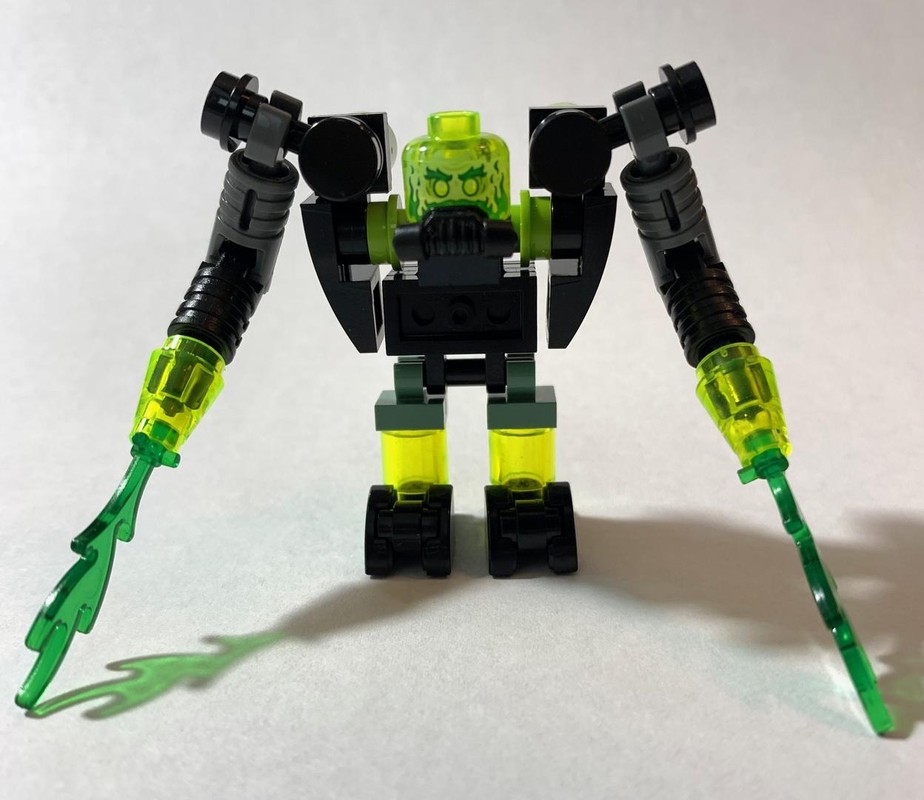 Lego Toxic Reapa Minifig-Scale