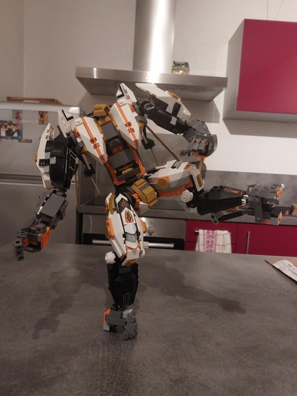 Lego Cole s Titan Riptidal mech