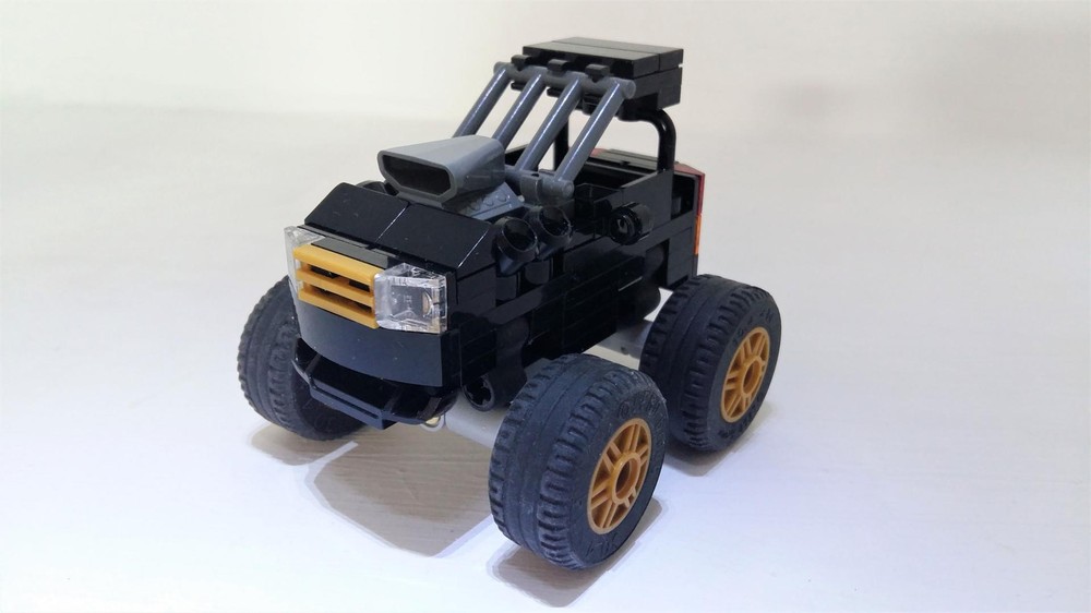 Lego Mini Monster Truck with suspension!