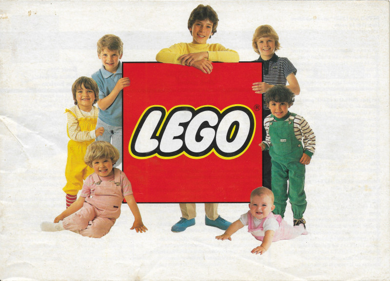 Lego 1983 Medium Overseas (101185/101285 OS (eng./fr./sp.))