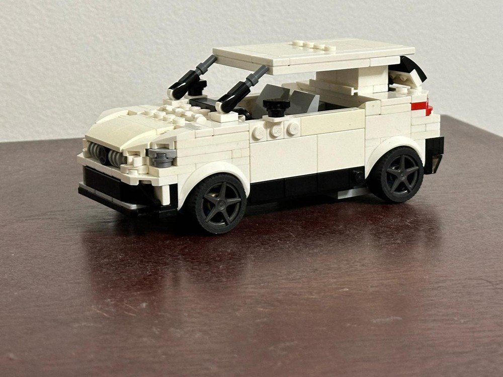 Lego Mercedes-Benz AMG GLA 45 4MATIC
