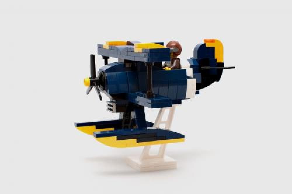 Lego Curtiss R3C-0