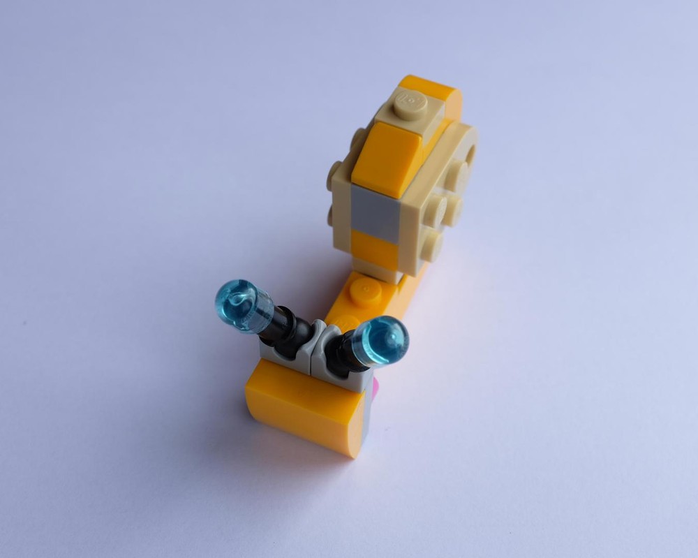 Lego Baby Snail - alternate of 31112
