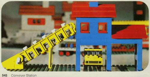 Lego Conveyor Station
