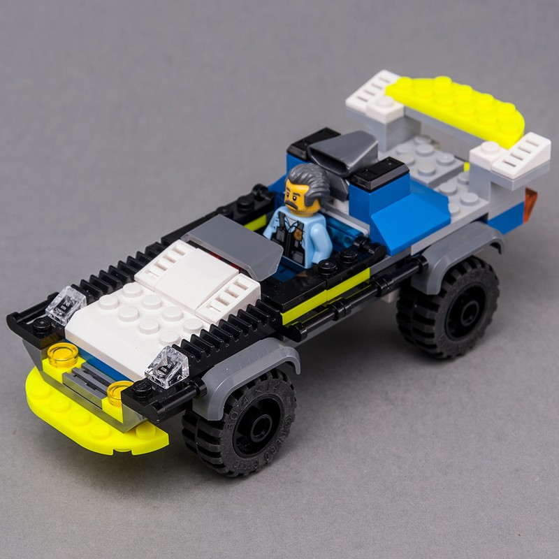 Lego 60317 Sam's custom car